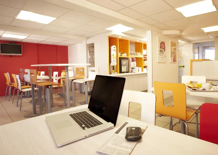 Szálloda Premiere Classe Nord - Zenith