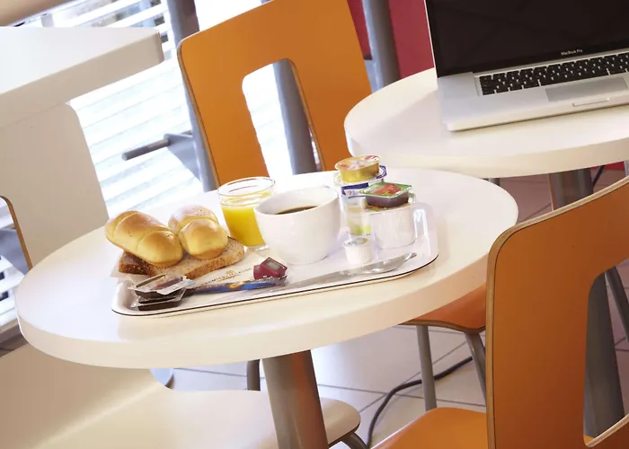 Szálloda Premiere Classe Nord - Zenith Dijon