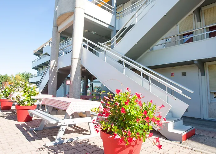 Отель Premiere Classe Nord - Zenith Дижон