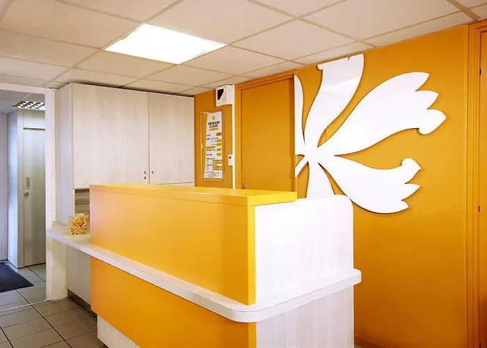 Premiere Classe Nord - Zenith Отель Дижон