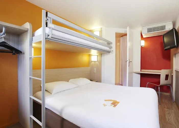 Premiere Classe Nord - Zenith Отель *